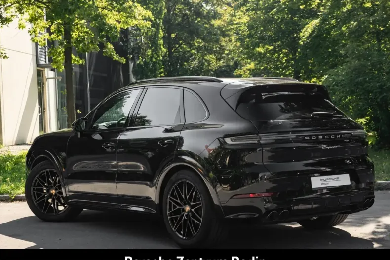 Porsche Cayenne din 2023 cu 34.416 km - oferta POR249608 - foto 5