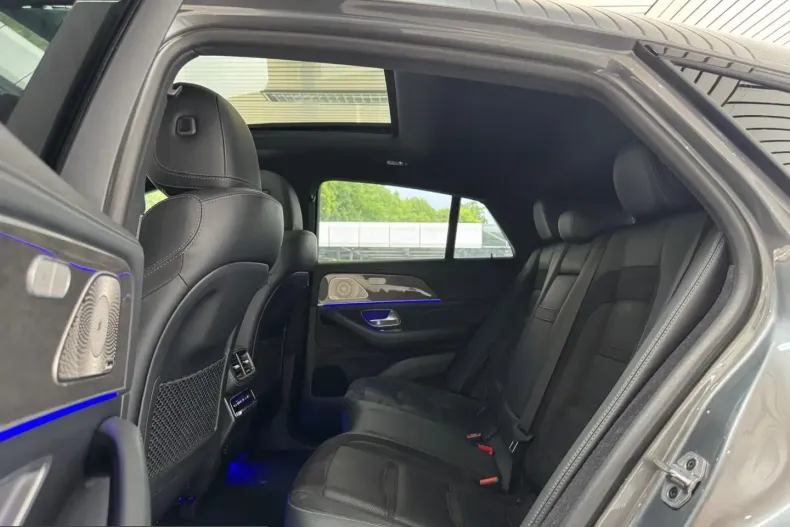 Mercedes-Benz GLE 63 AMG (Clasa GLE) din 2021 cu 42.150 km - oferta MER249609 - foto 19