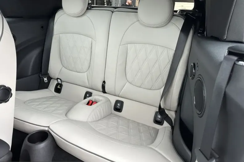 MINI Cooper S Cabrio din 2023 cu 12.450 km - oferta MIN249610 - foto 9