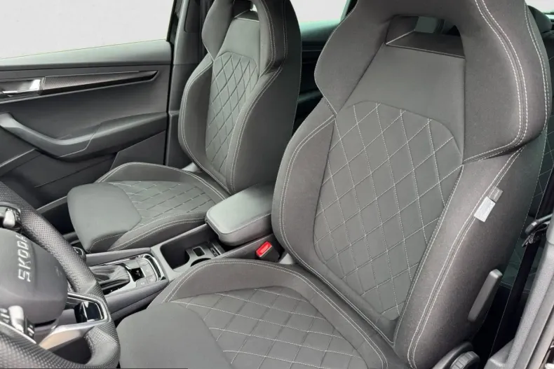 Skoda Karoq din 2025 cu 29.930 km - oferta SKO249612 - foto 8