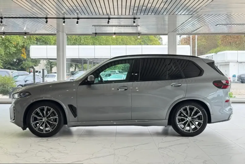 BMW X5 (Seria X) din 2024 cu 32.152 km - oferta BMW249616 - foto 3
