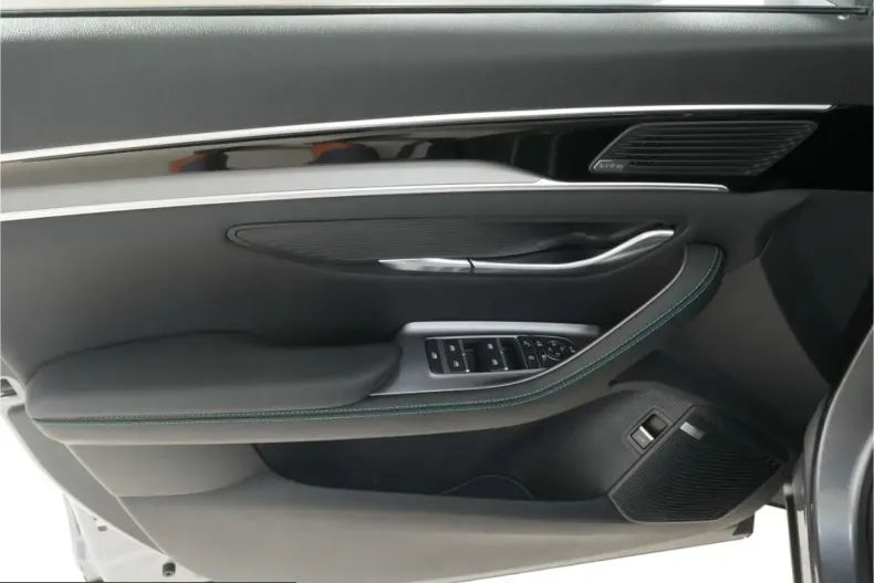 BYD Seal U din 2025 cu 10.610 km - oferta BYD249618 - foto 16