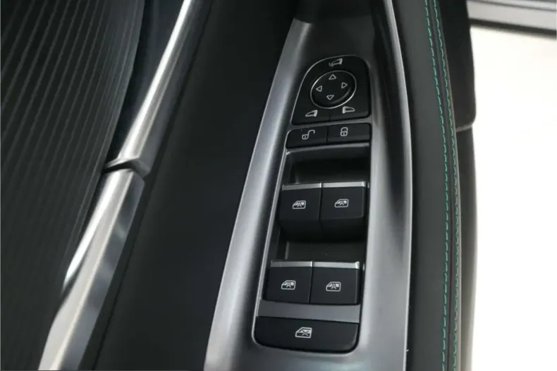BYD Seal U din 2025 cu 10.610 km - oferta BYD249618 - foto 17