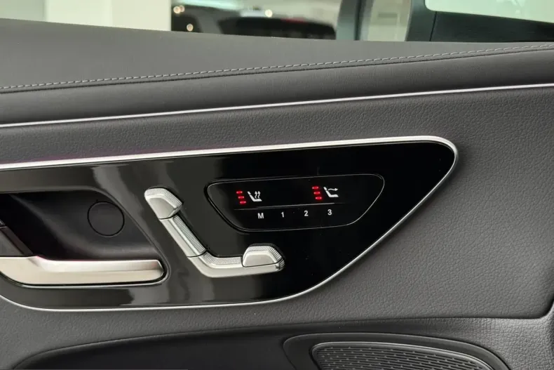Mercedes-Benz CLE 180 (Clasa CLE) din 2025 cu 27.675 km - oferta MER249622 - foto 27