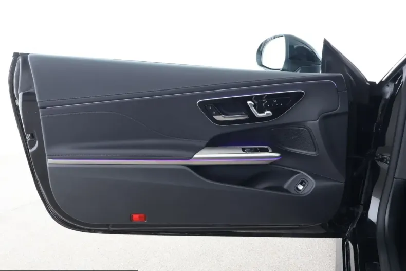 Mercedes-Benz CLE 200 (Clasa CLE) din 2025 cu 16.800 km - oferta MER249625 - foto 12