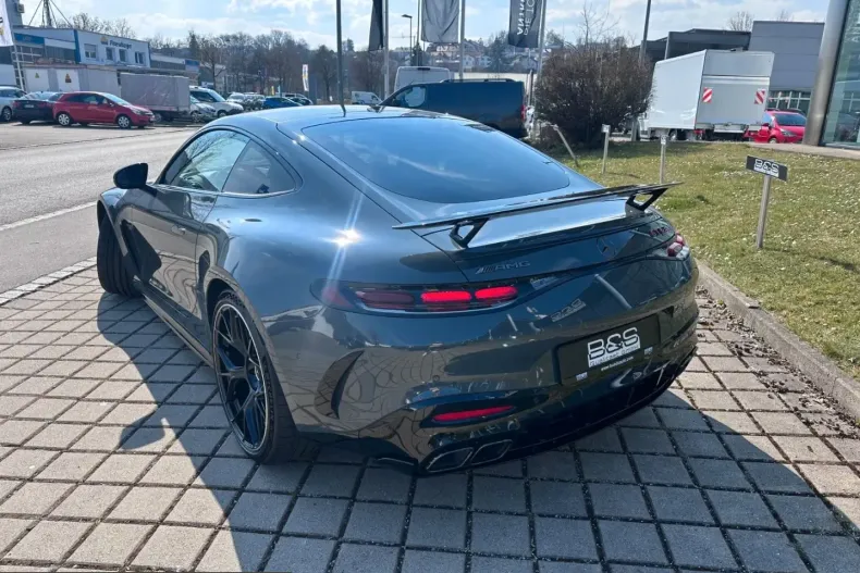 Mercedes-Benz AMG GT (Clasa GT) din 2025 cu 4.300 km - oferta MER249637 - foto 2