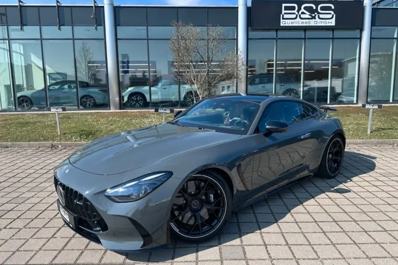 Mercedes-Benz AMG GT (Clasa GT) din 2025 cu 4.300 km - oferta MER249637 - foto 3