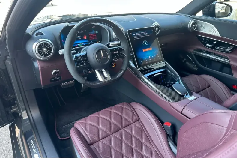 Mercedes-Benz AMG GT (Clasa GT) din 2025 cu 4.300 km - oferta MER249637 - foto 12