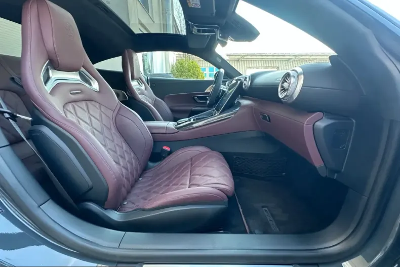 Mercedes-Benz AMG GT (Clasa GT) din 2025 cu 4.300 km - oferta MER249637 - foto 22