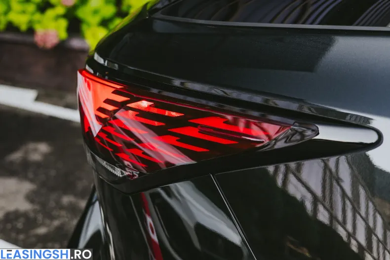 Lexus Seria RX din 2025 cu 27.900 km - oferta LEX249640 - foto 7