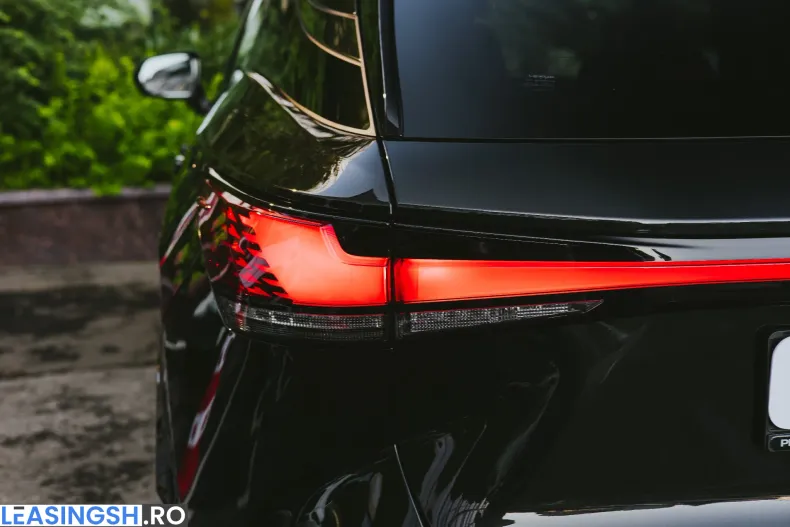 Lexus Seria RX din 2025 cu 27.900 km - oferta LEX249640 - foto 11