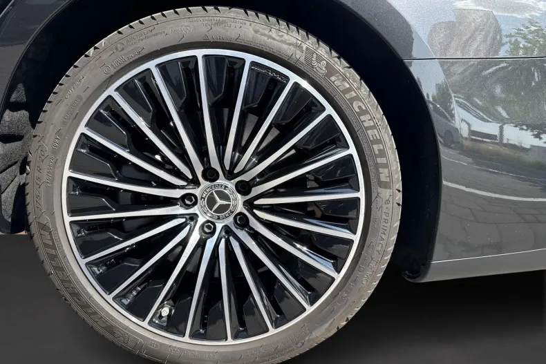 Mercedes-Benz E din 2025 cu 39.470 km - oferta MER249641 - foto 10