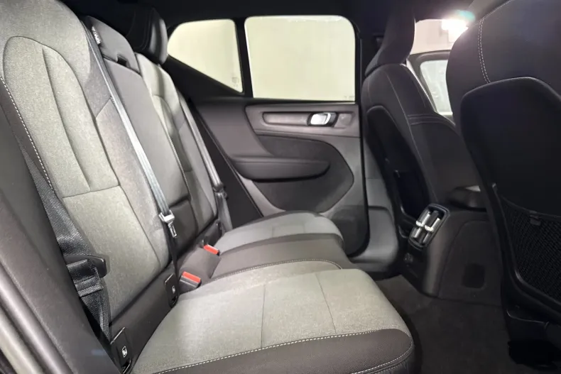 Volvo XC40 din 2023 cu 134.427 km - oferta VOL249646 - foto 12