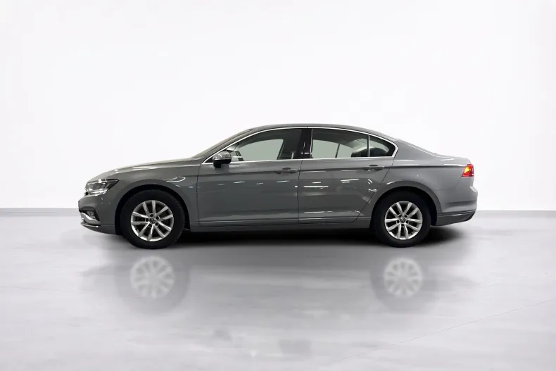 Volkswagen Passat din 2022 cu 34.814 km - oferta VOL249647 - foto 2