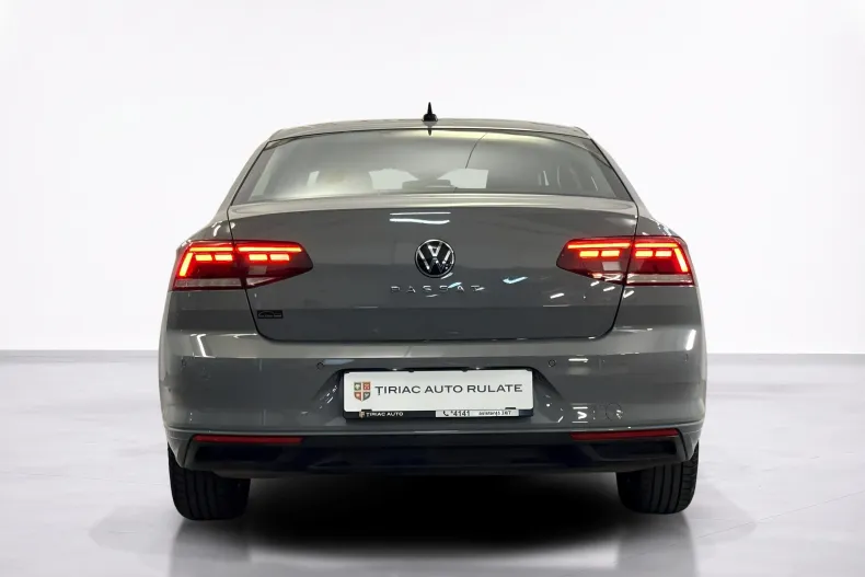 Volkswagen Passat din 2022 cu 34.814 km - oferta VOL249647 - foto 4