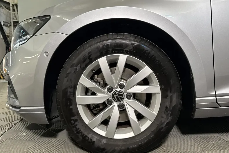 Volkswagen Passat din 2021 cu 93.275 km - oferta VOL249648 - foto 13