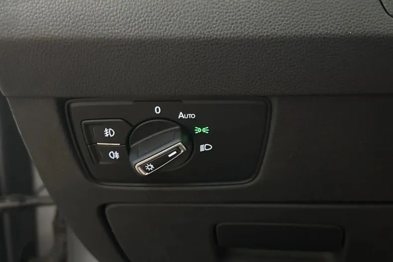 Volkswagen Passat din 2021 cu 93.275 km - oferta VOL249648 - foto 15