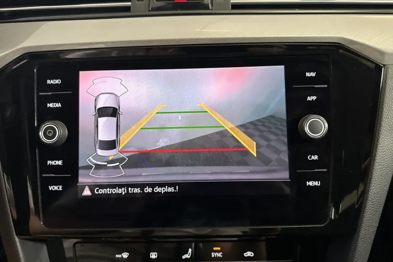 Volkswagen Passat din 2021 cu 93.275 km - oferta VOL249648 - foto 19