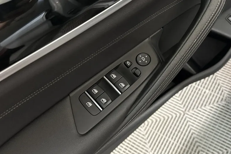 BMW 530 (Seria 5) din 2020 cu 107.297 km - oferta BMW249651 - foto 14