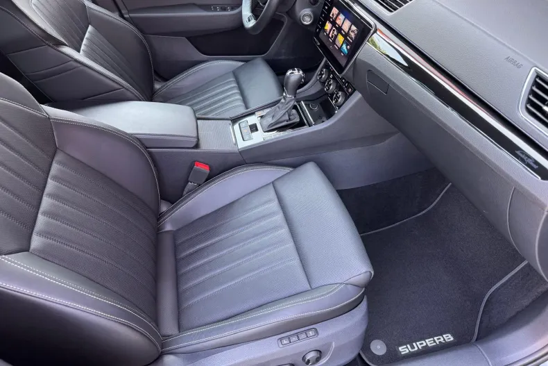 Skoda Superb din 2023 cu 88.801 km - oferta SKO249661 - foto 13