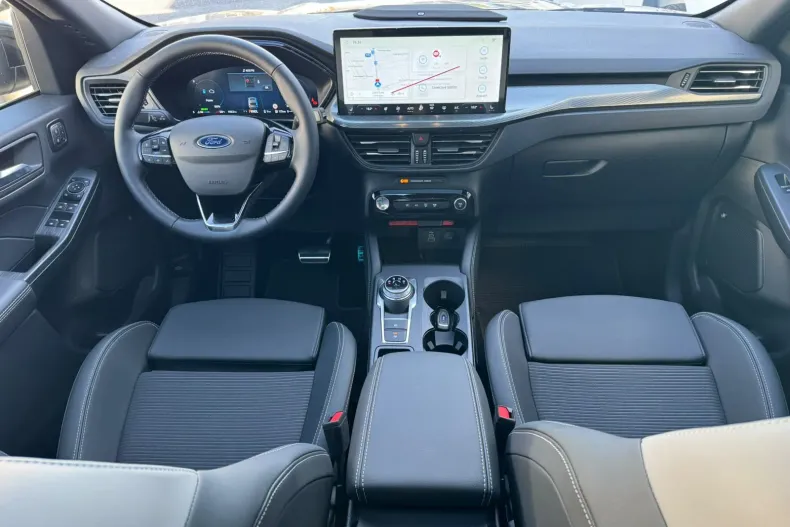 Ford Kuga din 2026 cu 4.465 km - oferta FOR249674 - foto 8