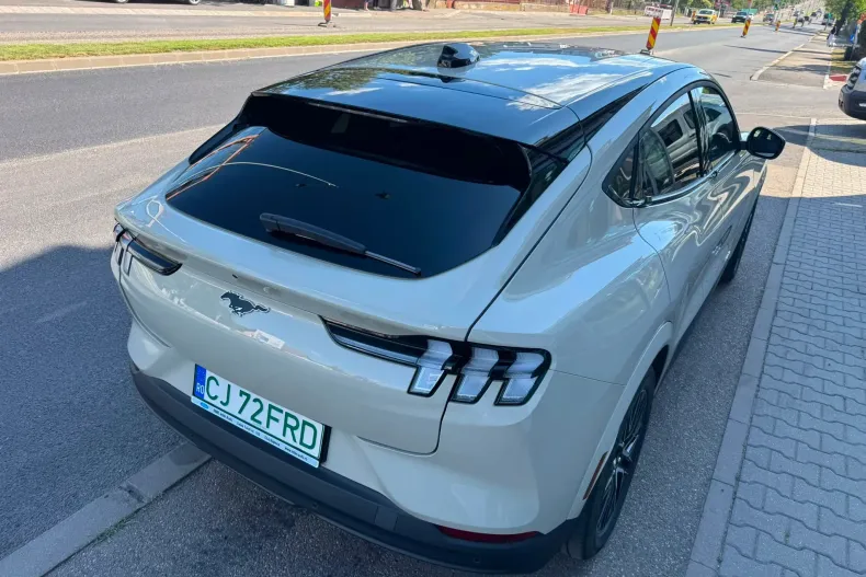 Ford Mustang Mach-E din 2026 cu 1.216 km - oferta FOR249676 - foto 9