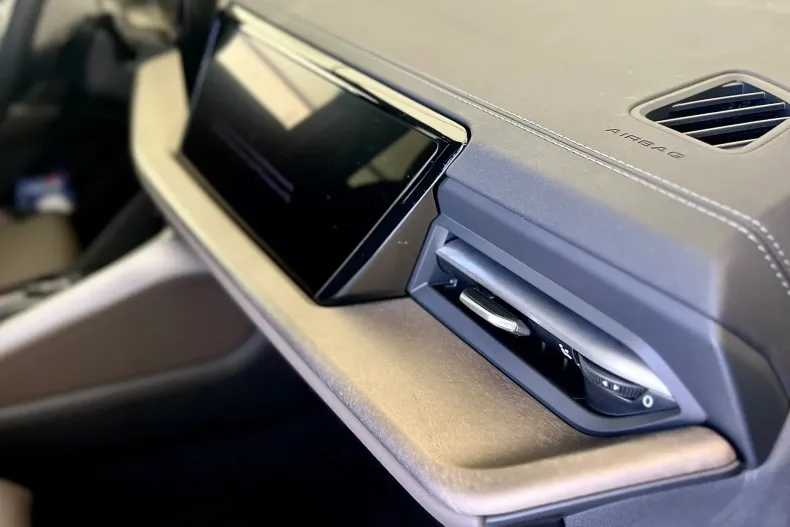 Audi Q5 din 2025 cu 28.902 km - oferta AUD249683 - foto 31