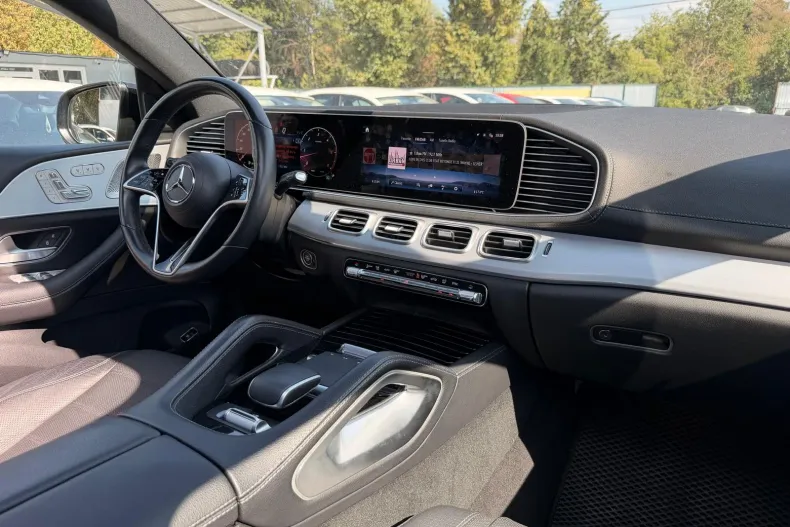 Mercedes-Benz GLE 450 (Clasa GLE) din 2023 cu 65.000 km - oferta MER249699 - foto 5