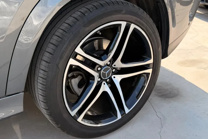 Mercedes-Benz GLE 450 (Clasa GLE) din 2023 cu 65.000 km - oferta MER249699 - foto 40