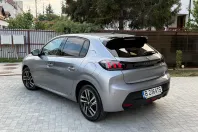 Peugeot 208 din 2023 cu 32.398 km - oferta PEU249700 - foto 2