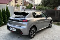 Peugeot 208 din 2023 cu 32.398 km - oferta PEU249700 - foto 8