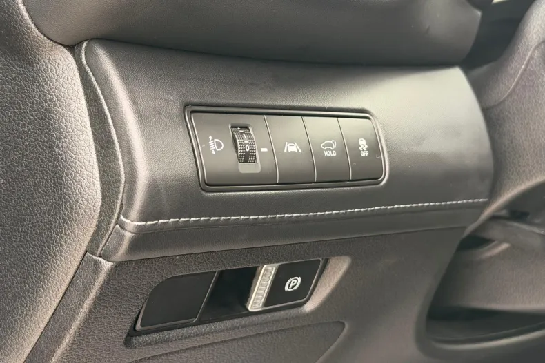 Hyundai Santa Fe din 2021 cu 142.000 km - oferta HYU249701 - foto 31