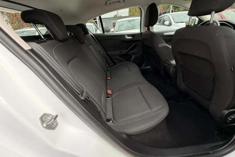 Ford Focus din 2021 cu 138.000 km - oferta FOR249702 - foto 19