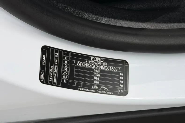 Ford Focus din 2021 cu 138.000 km - oferta FOR249702 - foto 31