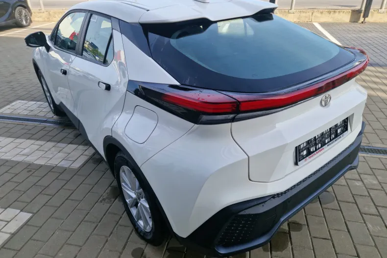 Toyota C-HR din 2025 cu 3 km - oferta TOY249712 - foto 8