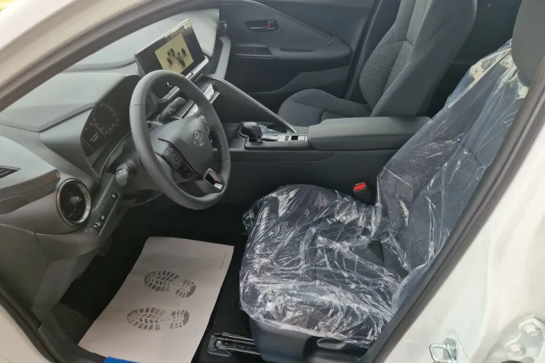 Toyota C-HR din 2025 cu 3 km - oferta TOY249712 - foto 9