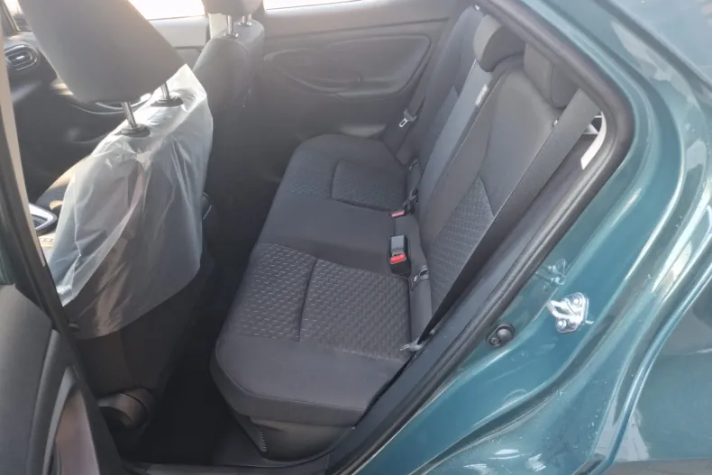 Toyota Yaris Cross din 2026 cu 3 km - oferta TOY249714 - foto 19