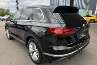 Volkswagen Touareg din 2021 cu 64.651 km - oferta VOL249718 - foto 3