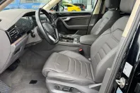 Volkswagen Touareg din 2021 cu 64.651 km - oferta VOL249718 - foto 7