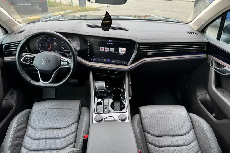 Volkswagen Touareg din 2021 cu 64.651 km - oferta VOL249718 - foto 30