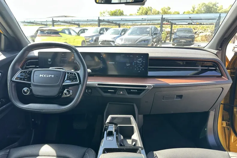 KGM Musso din 2025 cu 7.890 km - oferta KGM249733 - foto 17