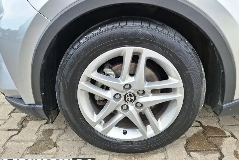 Toyota C-HR din 2023 cu 35.295 km - oferta TOY249736 - foto 24