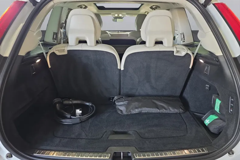 Volvo XC90 din 2022 cu 64.401 km - oferta VOL249743 - foto 10