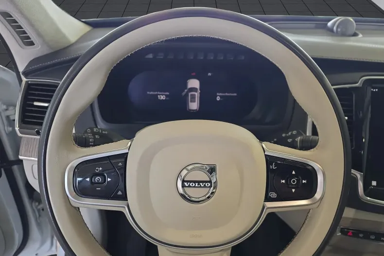 Volvo XC90 din 2022 cu 64.401 km - oferta VOL249743 - foto 16