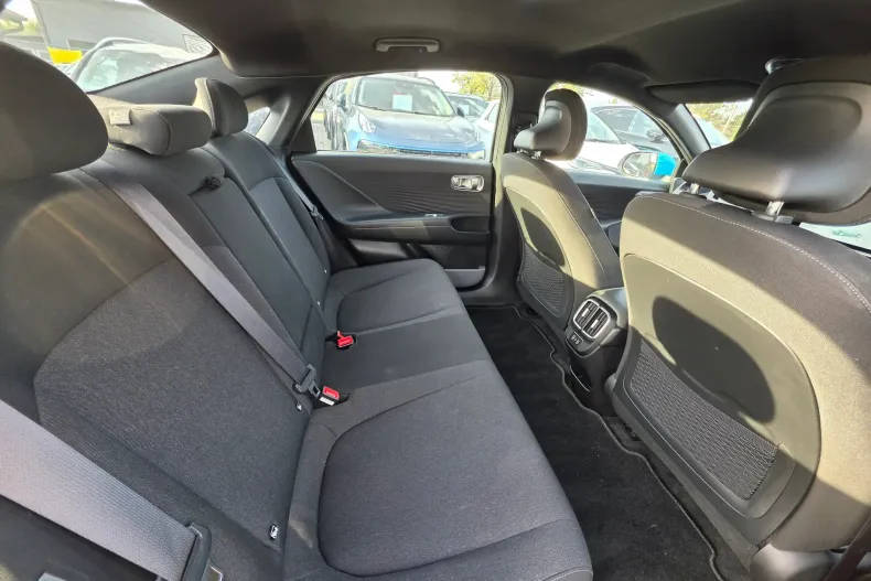 Hyundai IONIQ 6 din 2023 cu 42.000 km - oferta HYU249755 - foto 9