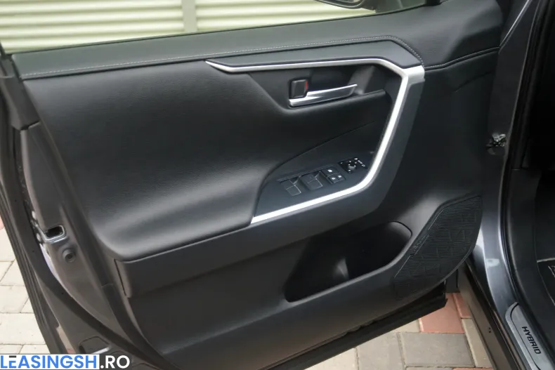 Toyota RAV4 din 2022 cu 145.766 km - oferta TOY249762 - foto 18