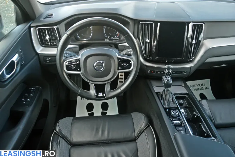Volvo XC60 din 2021 cu 115.116 km - oferta VOL249766 - foto 24