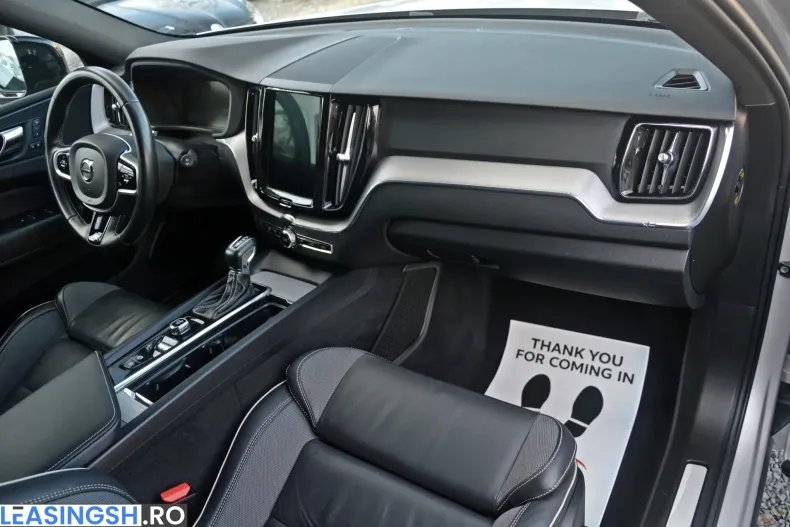 Volvo XC60 din 2021 cu 115.116 km - oferta VOL249766 - foto 25