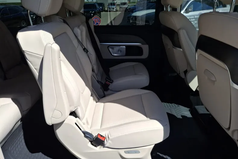 Mercedes-Benz V din 2025 cu 1.500 km - oferta MER249770 - foto 10