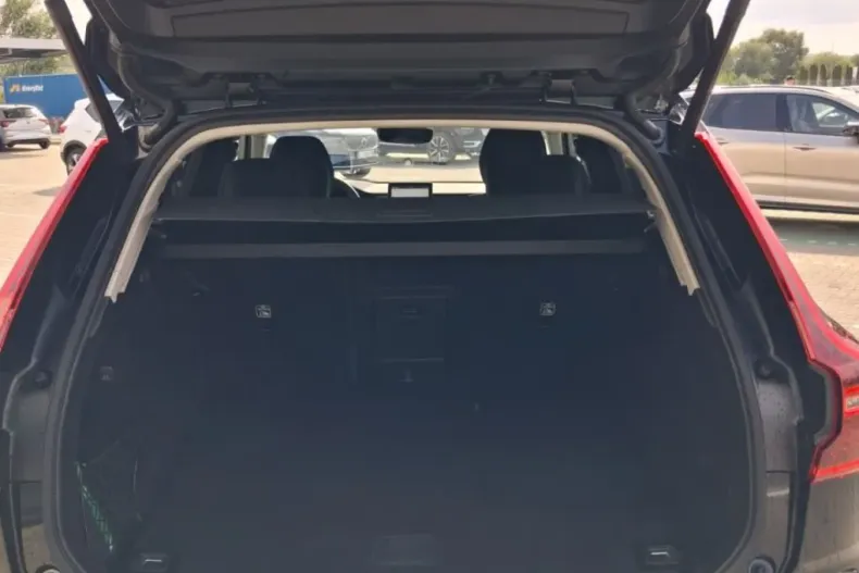 Volvo XC60 din 2026 cu 2.700 km - oferta VOL249773 - foto 14